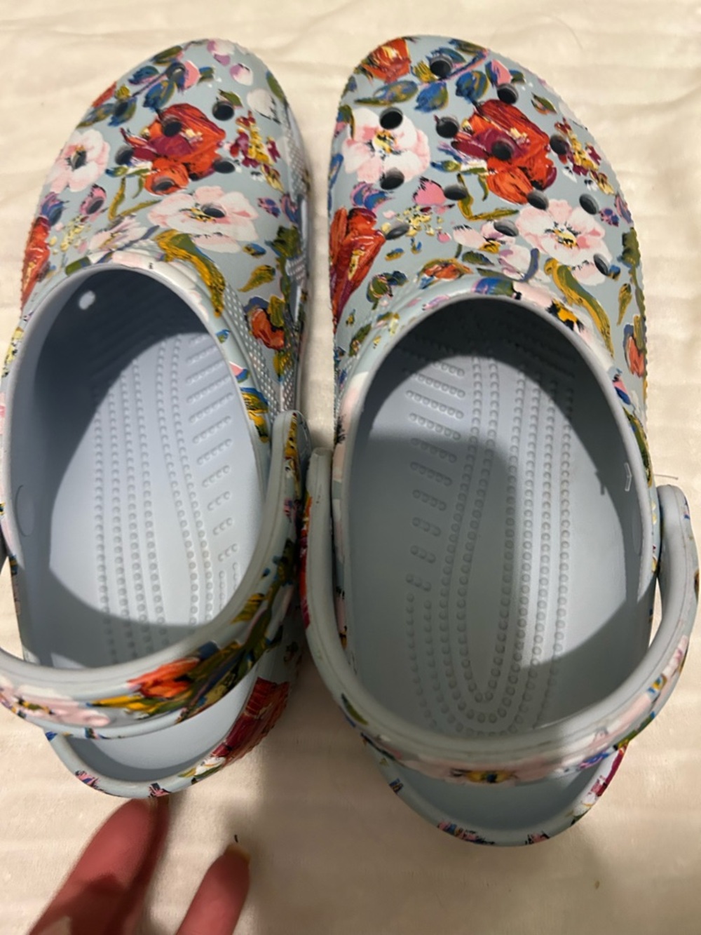 Kids Vera Bradley x Crocs Blue Floral 6 J - Picture 13 of 13
